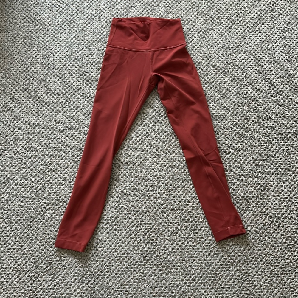 Lululemon Wonder Train 25” Red Size 4: ONLY WORN ONCE